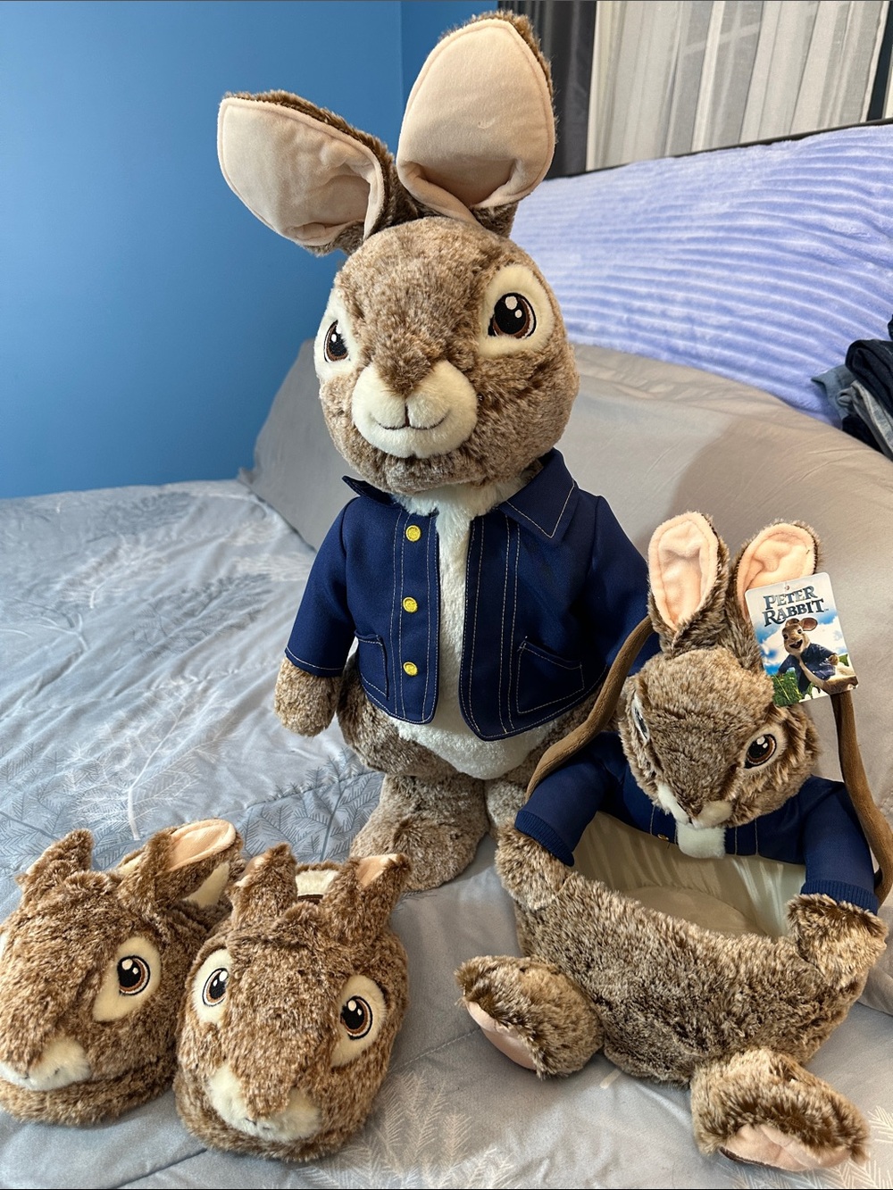 Like New Peter Rabbit Plush w/Navy Jacket, Basket & slippers Sz 13/1
